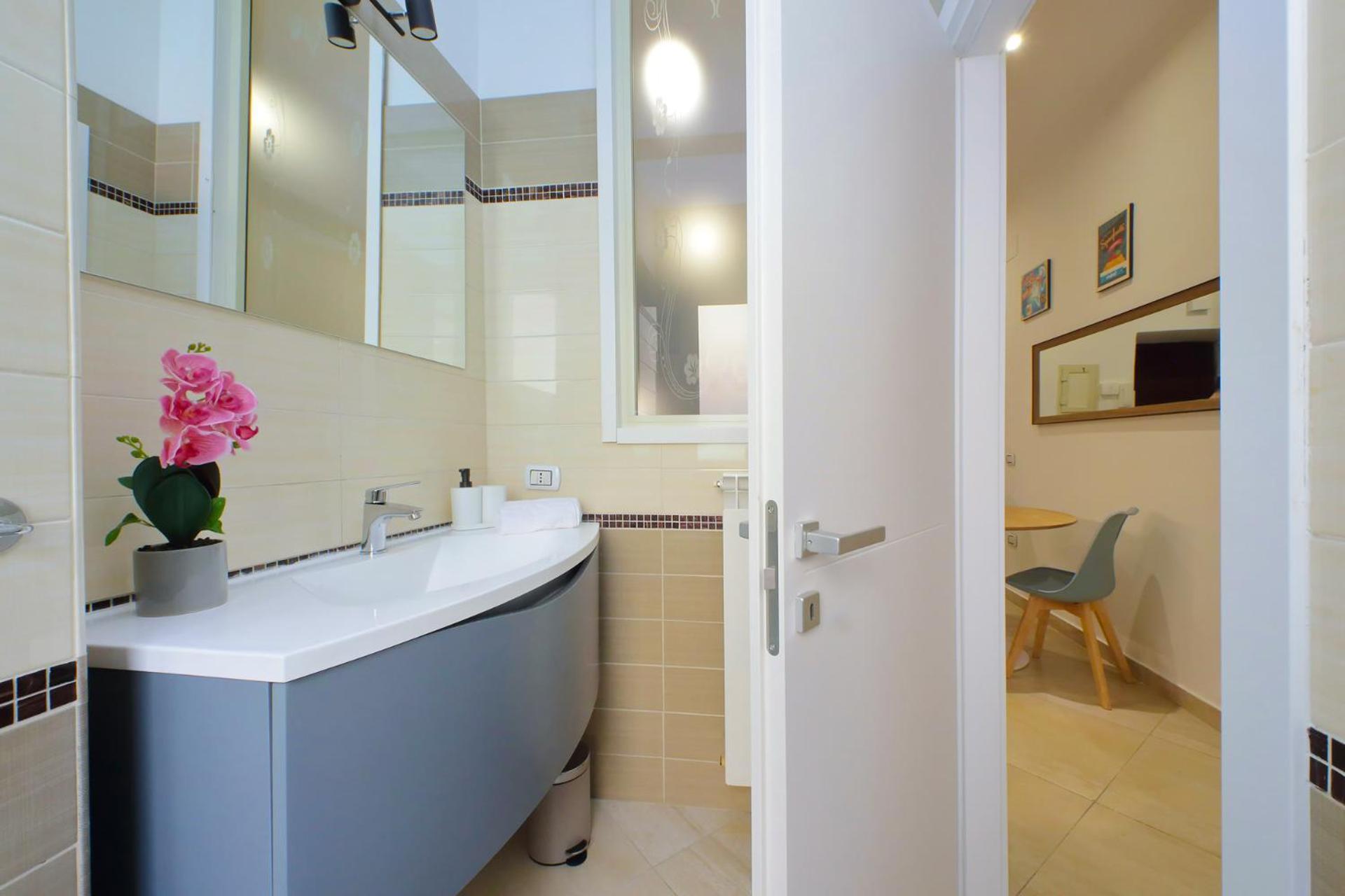 Alba Home Re Di Roma Bagian luar foto